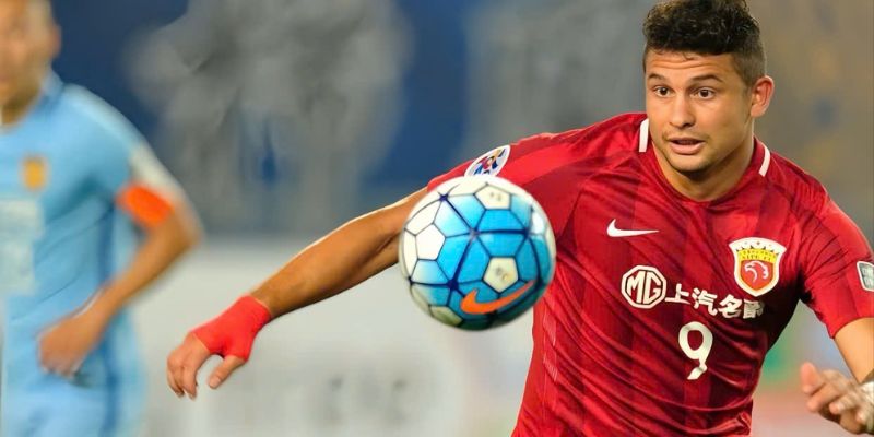 Elkeson - Một trong những cầu thủ nổi bật tại Siêu cúp Trung Quốc